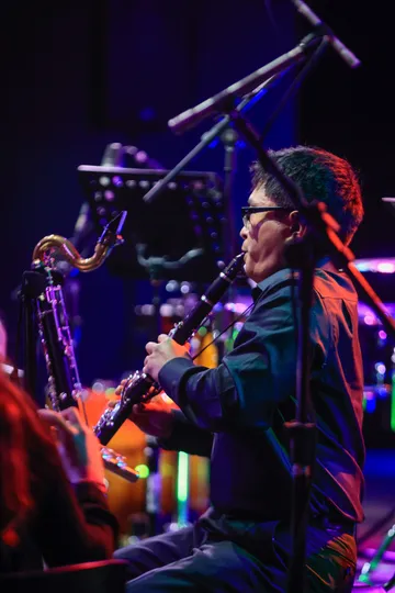 Yoshiaki Onishi (clarinet) — photo © 2022 by Chiwi Giambirtone